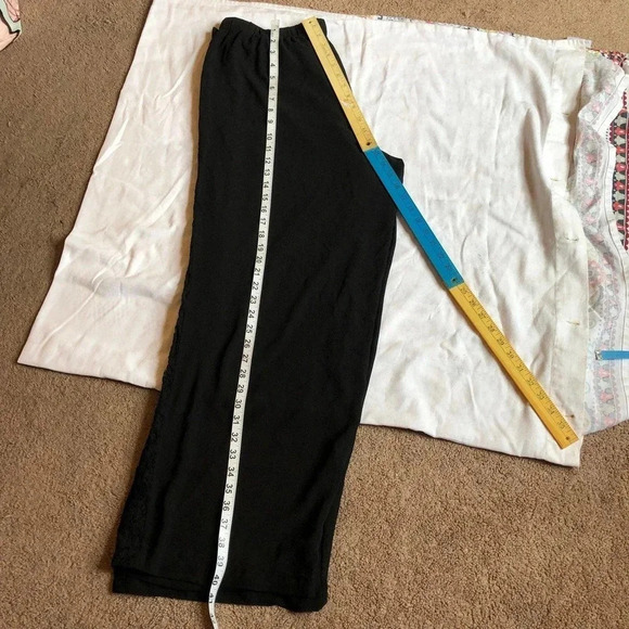 Ny Collection Wide legs Laces on the side of the legs Pants women size Xl - Picture 2 of 4